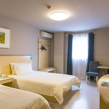 Jinjiang Inn Nantong Gongnong Road מראה חיצוני תמונה