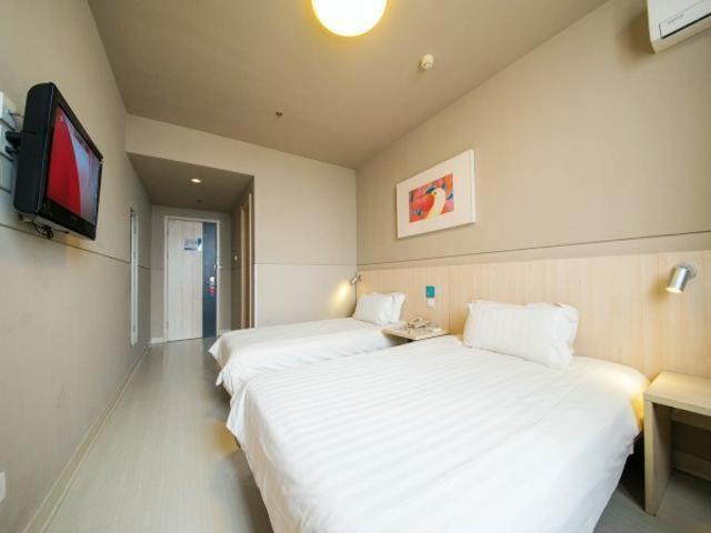 Jinjiang Inn Nantong Gongnong Road מראה חיצוני תמונה