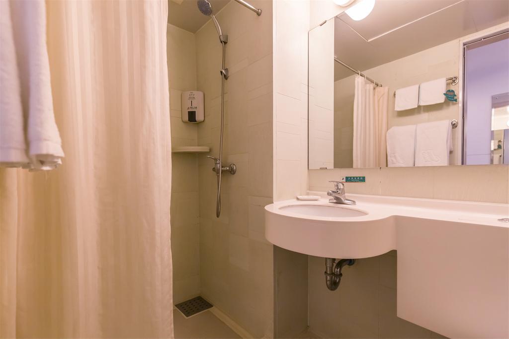 Jinjiang Inn Nantong Gongnong Road מראה חיצוני תמונה
