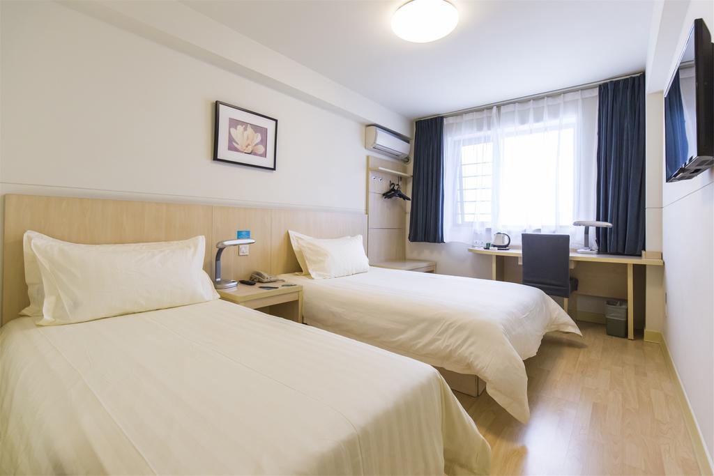 Jinjiang Inn Nantong Gongnong Road מראה חיצוני תמונה