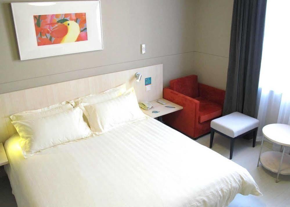 Jinjiang Inn Nantong Gongnong Road מראה חיצוני תמונה