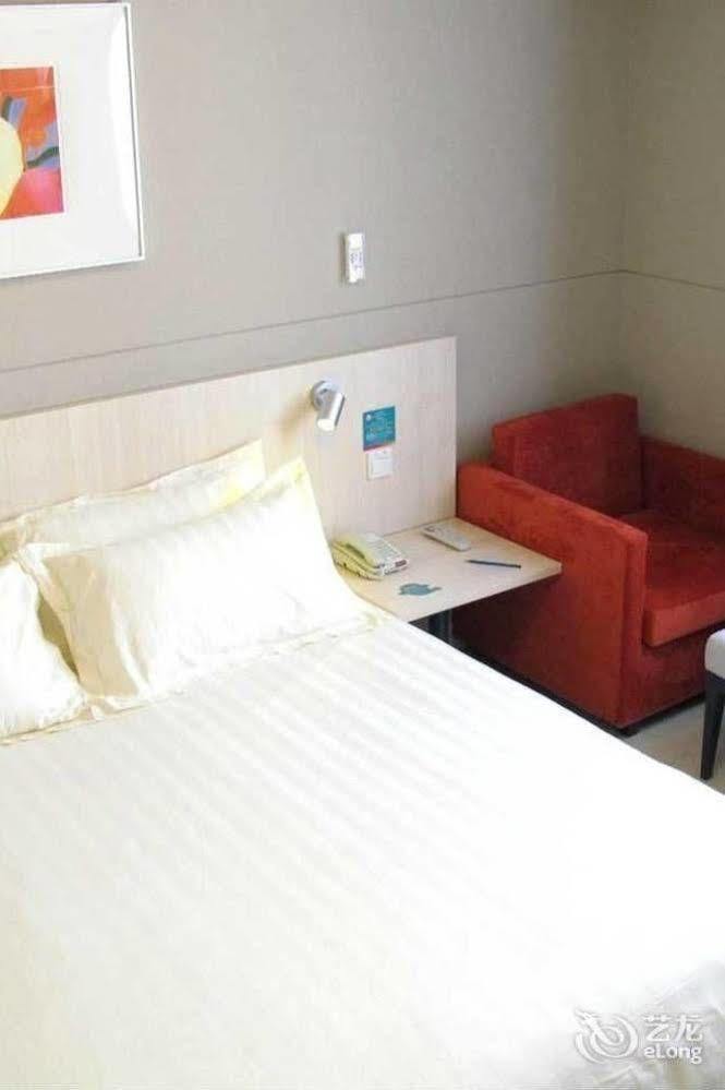 Jinjiang Inn Nantong Gongnong Road מראה חיצוני תמונה